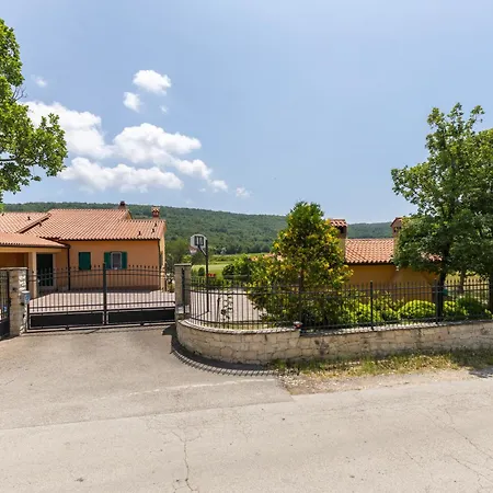 Villa Dani-with Big Pool 50m2 *