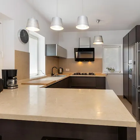 Dani-with Big Pool 50m2 Villa *