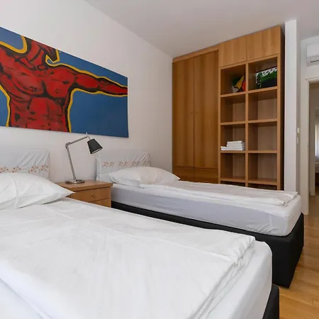 Villa Dani-with Big Pool 50m2 Labin