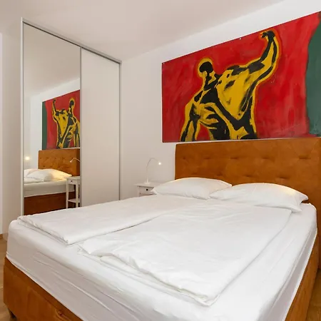 Dani-with Big Pool 50m2 Villa *