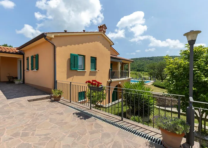 Dani-with Big Pool 50m2 Vila Labin (Istria)