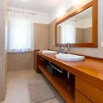 Dani-with Big Pool 50m2 Labin (Istria)