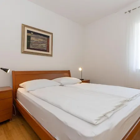 Villa Dani-with Big Pool 50m2 Labin (Istria)