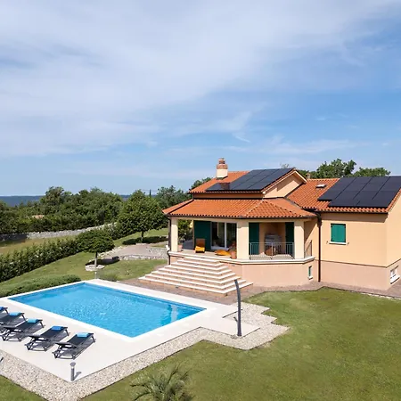 Dani-with Big Pool 50m2 *