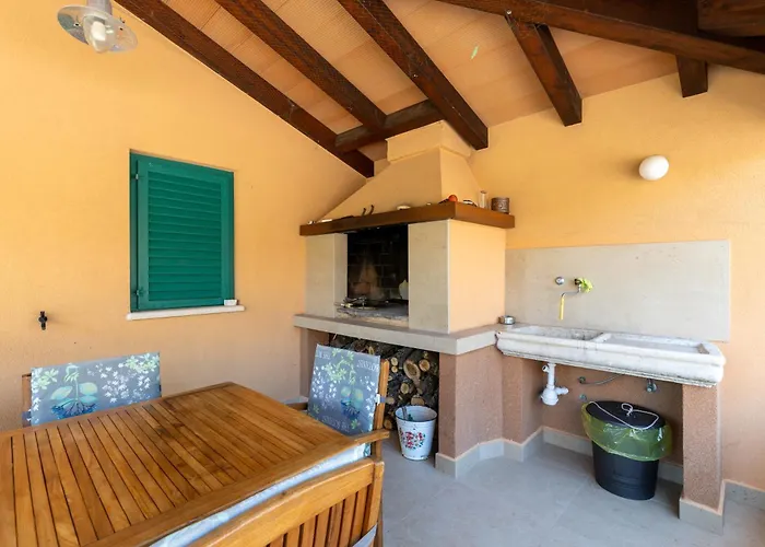 Villa Dani-with Big Pool 50m2 *