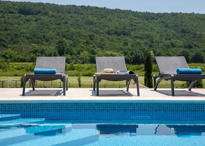 Dani-with Big Pool 50m2 Villa