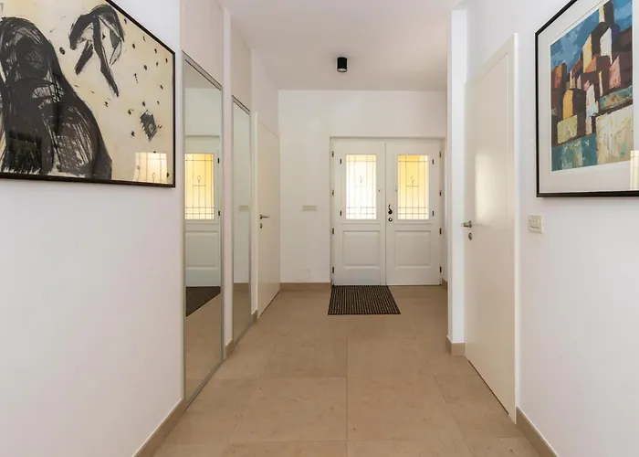 Villa Dani-with Big Pool 50m2