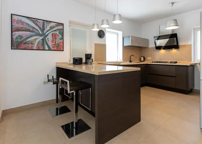 Villa Dani-with Big Pool 50m2