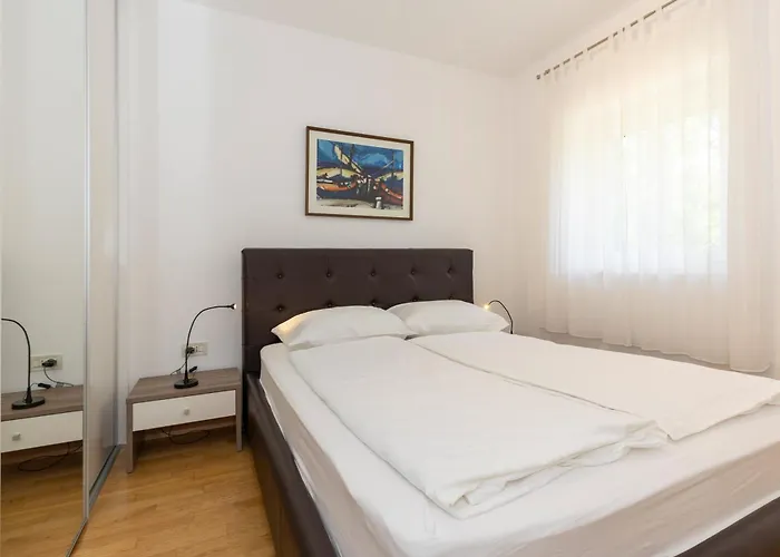 Dani-with Big Pool 50m2 Villa