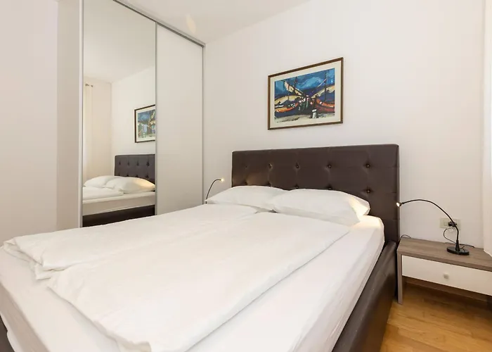 Dani-with Big Pool 50m2 Villa